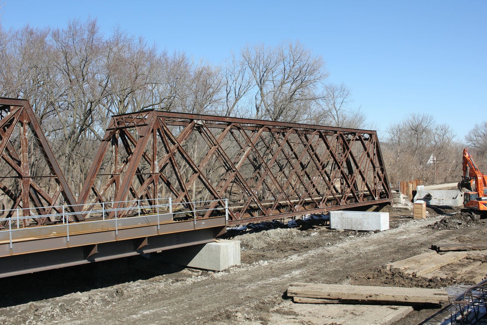 East span (span #1) during replacement